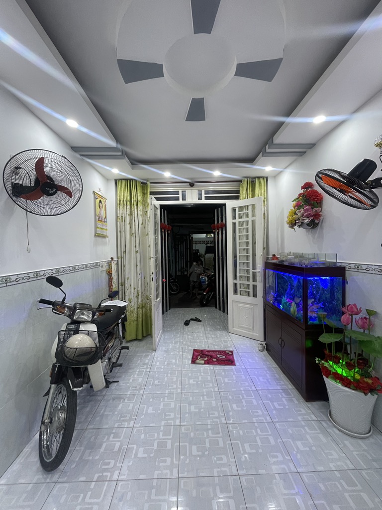 NGAY KHU XỬ LÝ NƯỚC THẢI, SÁT CÔNG VIÊN, GẦN CHỢ GÒ XOÀI VÀ CHỢ BÌNH LONG, 30M2, 2 TẦNG GIÁ NHỈNH 3 - Ảnh 2